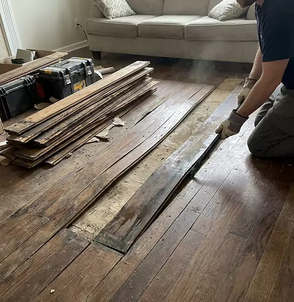 Why Norcross Homeowners Choose Norcross Restoration Pro for Water Damage Floor Repair?